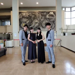 THEカルテットの昭和歌謡コンサート
7/1 (火) に開催いたしました✨
たくさんのお客様にご来場いただき、誠にありがとうございました!
次回は10/21 (火 )開催です。
昭和の時代にタイムスリップ!
ここでしか体感できない昭和歌謡の世界をお楽しみください✨
チケット好評発売中です♪
#昭和歌謡コンサート #theカルテット #gotembagram #gnews3776 #gotembasen_net #gotembashiminkaikan #御殿場市民会館