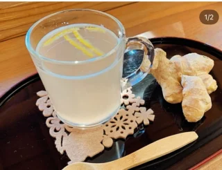 .

秩父宮記念公園うぐいす亭です☕️

うぐいす亭では、本日から毎年大好評の和栗のラテ(HOT¥600)と、ジンジャーエール(HOT.ICE¥400)の販売を開始いたします！

栗も生姜も園内産のものを使用しております☺️

和栗のラテは、余計なものは一切入れずに栗と豆乳とお砂糖のみを使用したシンプルなラテとなっていて、ジンジャーエールは生姜本来のピリッとした辛さを活かした大人のジンジャーエールとなっております！

ジンジャーエールはホットもお選びいただけますので、寒い園内を散策した後にもピッタリです🚶

どちらもこの時期ならではのメニューとなっておりますのでこの機会にぜひご賞味ください☕️

#秩父宮記念公園
#秩父宮記念公園うぐいす亭
#和栗のラテ